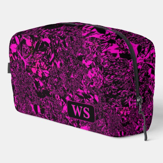 Vibrant Fuchsia Monogram Toiletry Bag  ドップキット (右コーナー)