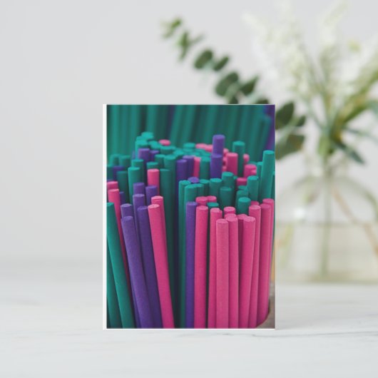 Vibrant Incense Sticks ポストカード (スタンド正面)