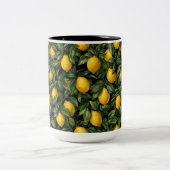 Vibrant Lemon Citrus Tree Pattern ツートーンマグカップ (中央)
