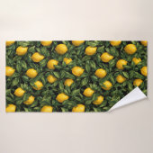 Vibrant Lemon Citrus Tree Pattern バスタオル (バスタオル)