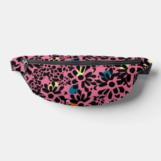 Vibrant Leopard Print Inspired Floral Pattern  ファニーパック (レイダウン)