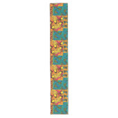 Vibrant Maximalist Pink & Teal Butterfly Art ロングテーブルランナー (正面)