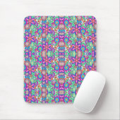 Vibrant mouse pad with a symmetrical floral  マウスパッド (マウス)