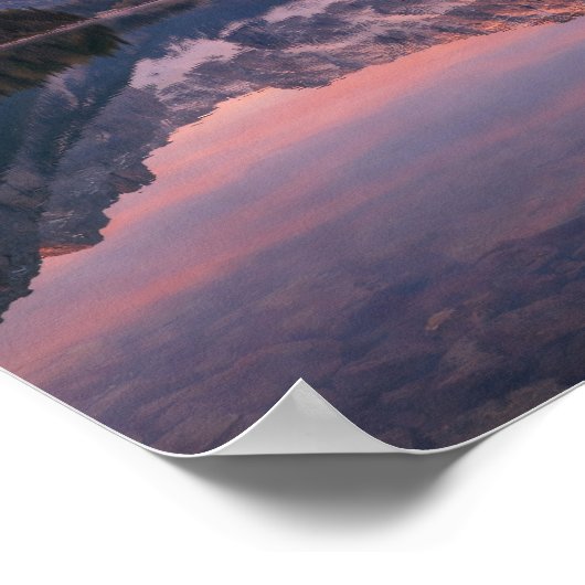 Vibrant Pink Sunset Mountain Lake Reflection ポスター (角)