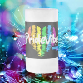 Vibrant PrideVibe: 虹色のハートで乾杯 フロストグラスビールジョッキ