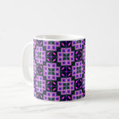 Vibrant Purple and Pink Geometric Diamond Pattern  コーヒーマグカップ (正面左)