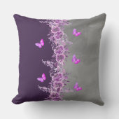 Vibrant Purple Butterfly Garden Pillow クッション (正面)