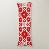 Vibrant Red And White Floral Pattern With Pearl ボディピロー (正面縦)