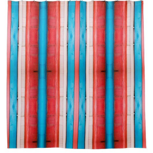 Vibrant red, blue and pink stripes L-size pattern シャワーカーテン (正面)