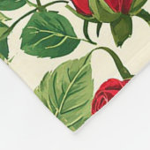 Vibrant Rose Pattern With Red And Pink Roses フリースブランケット (角)