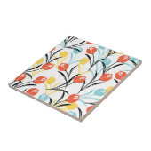 Vibrant Tulip Pattern Floral Design on White タイル (側面)
