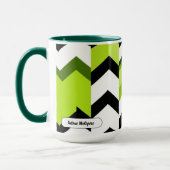 Vibrant Wasabi Chevron Modern Texture マグカップ (左)