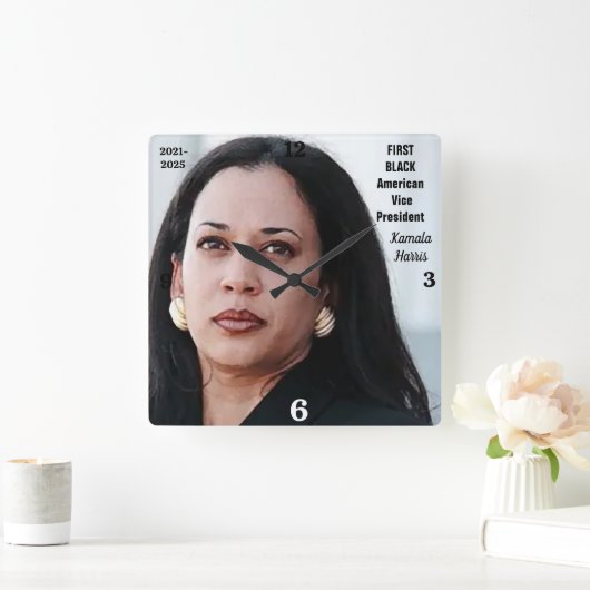 VICE PRESIDENT KAMALA HARRIS  スクエア壁時計 (ホーム)