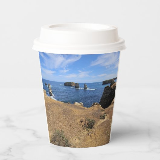 Victoria’s Bay of Islands Coastal Panorama 紙コップ (正面)