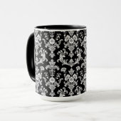 Victorian Black and White Damask Pattern マグカップ (正面左)