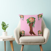 Victorian boot holding flowers クッション (椅子)