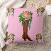 Victorian boot holding flowers クッション (ブランケット)
