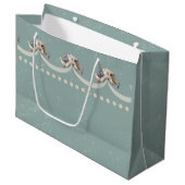Victorian Floral Tapestry in Green Gift Bag ラージペーパーバッグ (正面アングル)