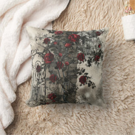 Victorian Gothic Garden Roses Pattern クッション