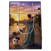 Victorian Papillon In Paris  ミディアムペーパーバッグ (裏面)