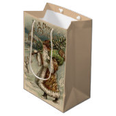 Victorian Santa Claus With Christmas Tree ミディアムペーパーバッグ (正面アングル)