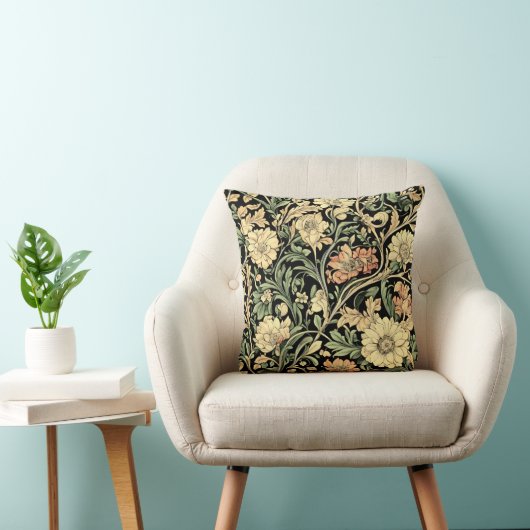 Victorian-style floral pattern  クッション (椅子)