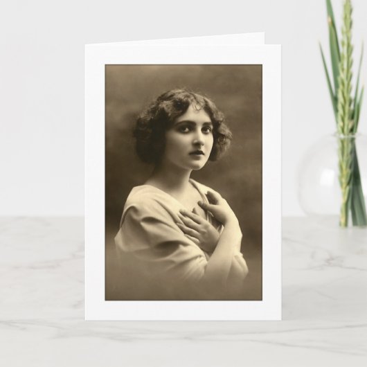 Victorian woman arms crossed カード (正面)