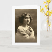 Victorian woman arms crossed カード (黄色い花)