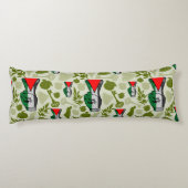 Victory Sign Hand Resistance Red Triangle Symbol ボディピロー (裏面)