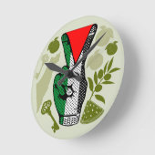 Victory Sign Hand Resistance Red Triangle Symbol ラウンド壁時計 (傾斜)