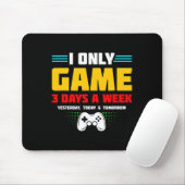 Video Game Player - Video Gamer - Gamer Meme - Fun マウスパッド (マウス)