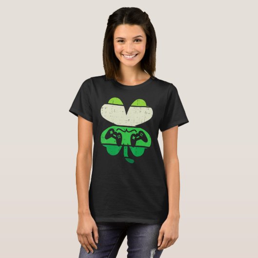 Video Game Shamrock Retro St Patricks Day Boys Men Tシャツ (正面フル)
