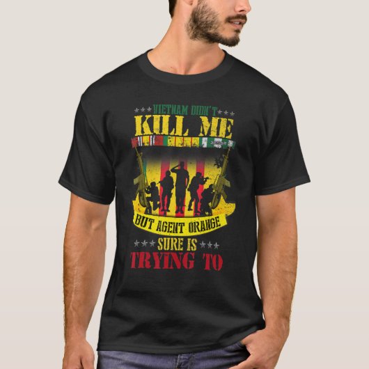 Vietnam Veterans Day Orange Agent Victims Retired  Tシャツ (正面)