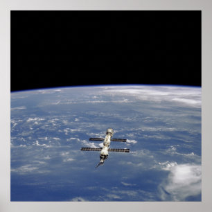View of International Space Station from Atlantis ポスター