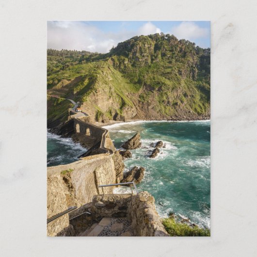 View the stunning stairs of Gaztelugatxe, Spain ポストカード (正面)