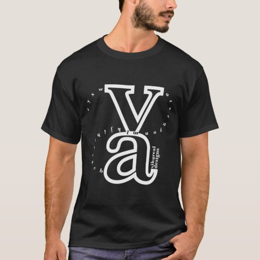 Vikarealのアルファベット(白い) Tシャツ (正面)
