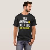 Vinatge Yes I Throw Like A Girl Softball   Women Tシャツ (正面フル)