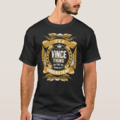 VINCE姓、名パーソナライズされた前 Tシャツ (正面)
