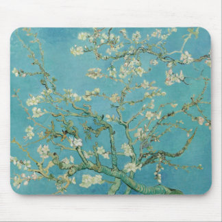 Vincent van Gogh – Almond tree in blossom マウスパッド