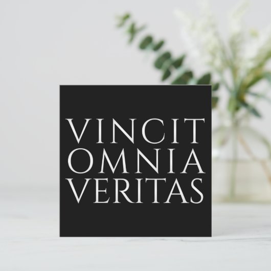 VINCIT OMNIA VERITAS - 光 (スタンド正面)