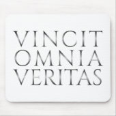 VINIT OMNIA VERITAS マウスパッド (正面)