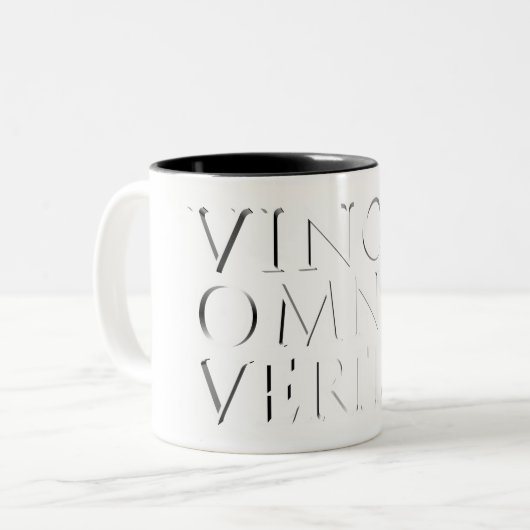 VINIT OMNIA VERITAS - Light Two-Tone Coffee Mug ツートーンマグカップ (正面左)