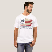 Vintage 1776 America Distressed Flag Tシャツ (正面フル)