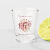 Vintage 1976 50th birthday retro purple  ショットグラス (正面)