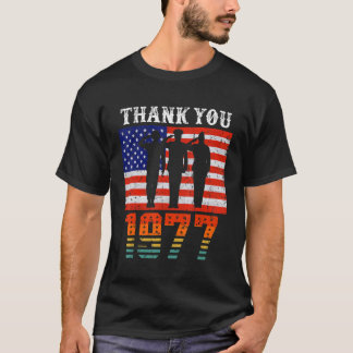 Vintage 1977 45 Years Old Flag American 45th Birt Tシャツ