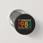 Vintage 1983 缶バッジ (正面&裏面)
