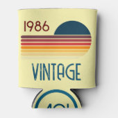 Vintage 1986 Retro Stripe Sun 40th Birthday 缶クーラー (正面)