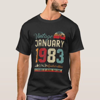 Vintage 39Th Birthday January 1983 39 Years Old Tシャツ