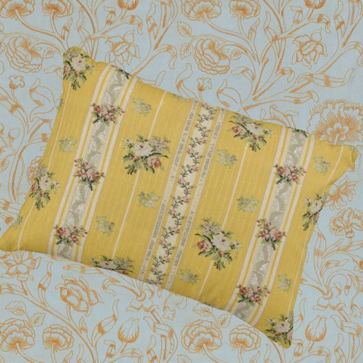 Vintage Antique Wallpaper Design Accent Pillow アクセントクッション