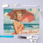 Vintage Beach Vacation Poster: Blonde Pin-Up  薄葉紙 (クラフト)